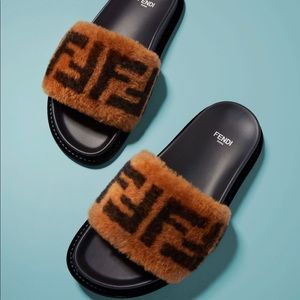 fendi pool slides women's